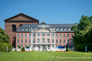 Kurfürstliches Palais