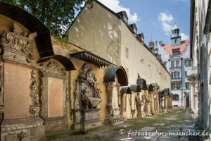 Gerhard Willhalm – Gesandtenfriedhof