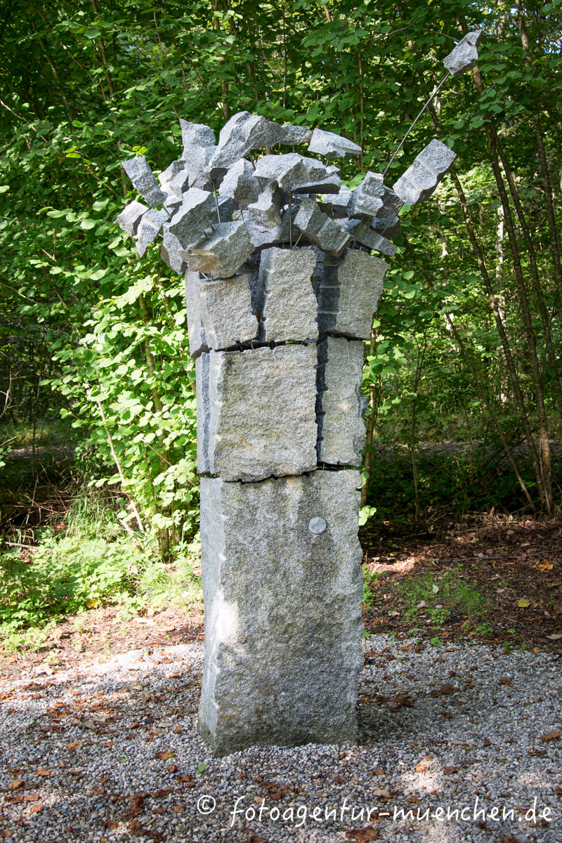 Skultpur-Lichtung Valley