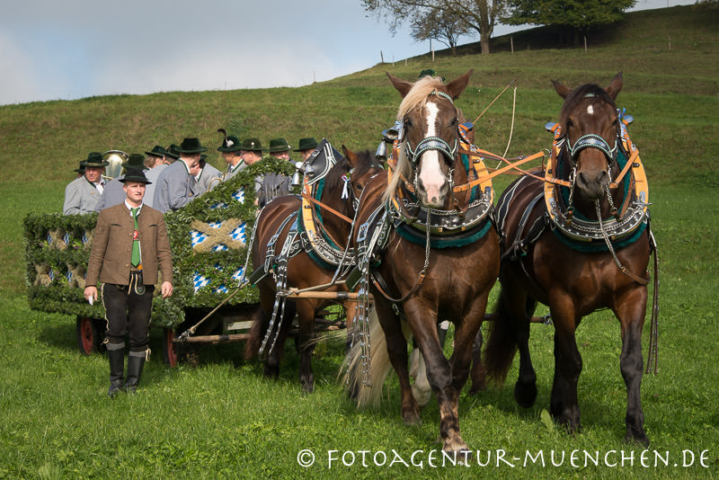 Leonhardifahrt in Reichersdorf