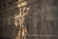 Grafenstandbilder in der Stiftskirche