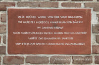 Gedenktafel an der Hochbrücke