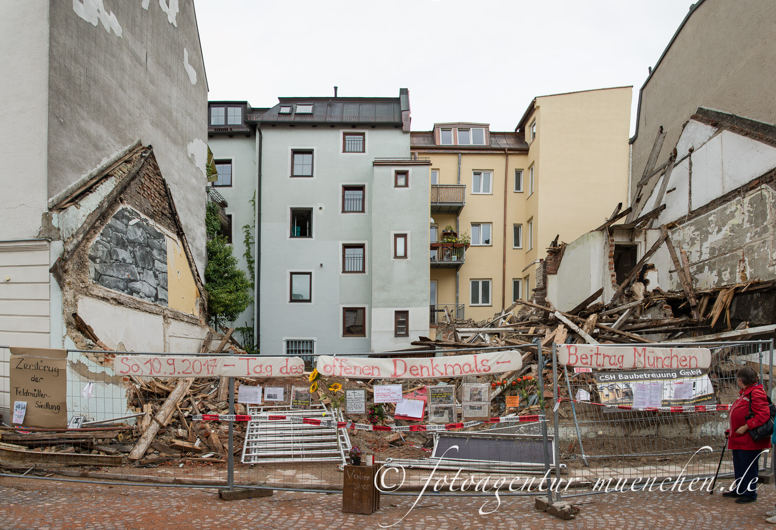 Zerstörtes Uhrmacherhäusl in der Grasstraße
