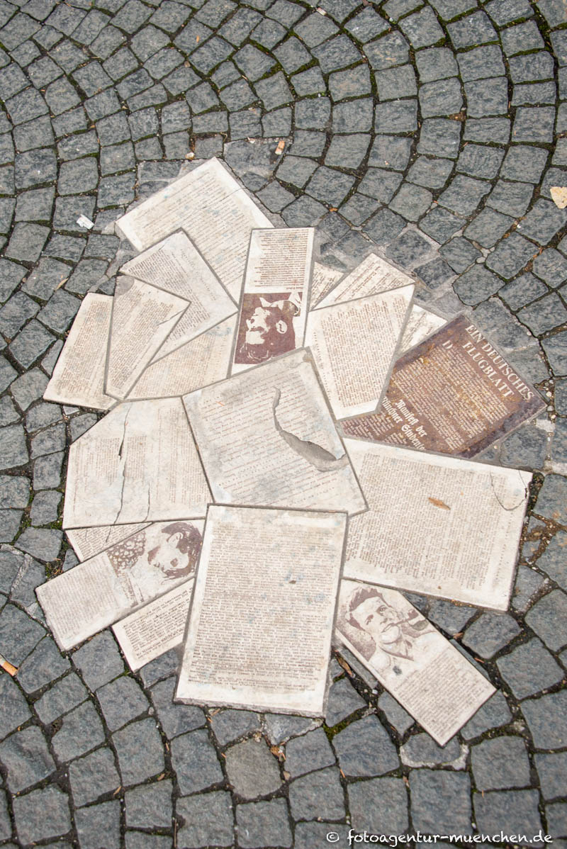 Flugblattaktion der „Weißen Rose“ – Denkmal/Kunstwerk in München