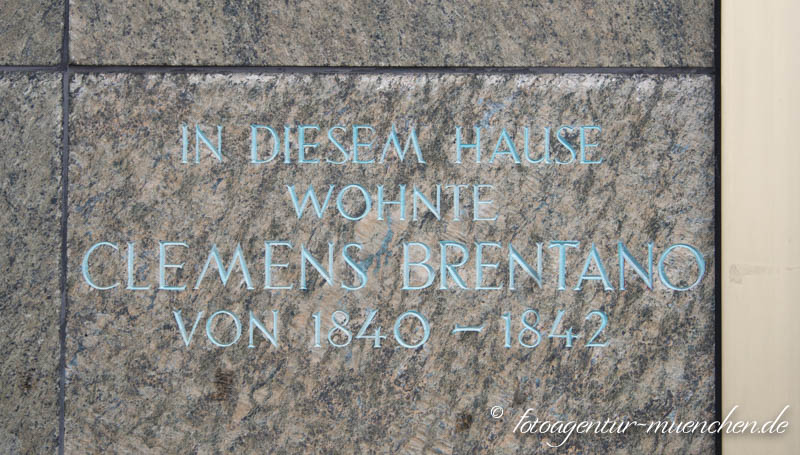 Inschrift - Clemens Brentano – Denkmal/Kunstwerk in München