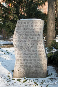 Gedenkstein - Stromübertragung – Foto aus München