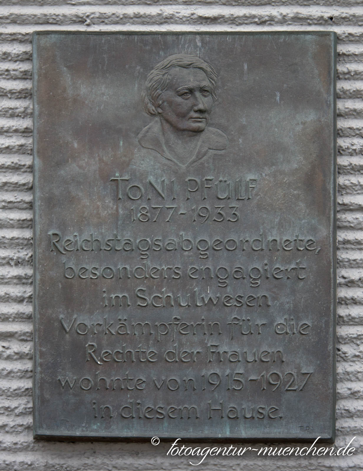 Toni Pfülf