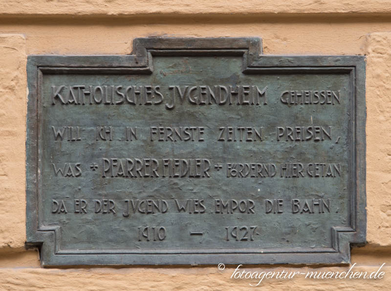 Gedenktafel - Katholisches Jugendheim