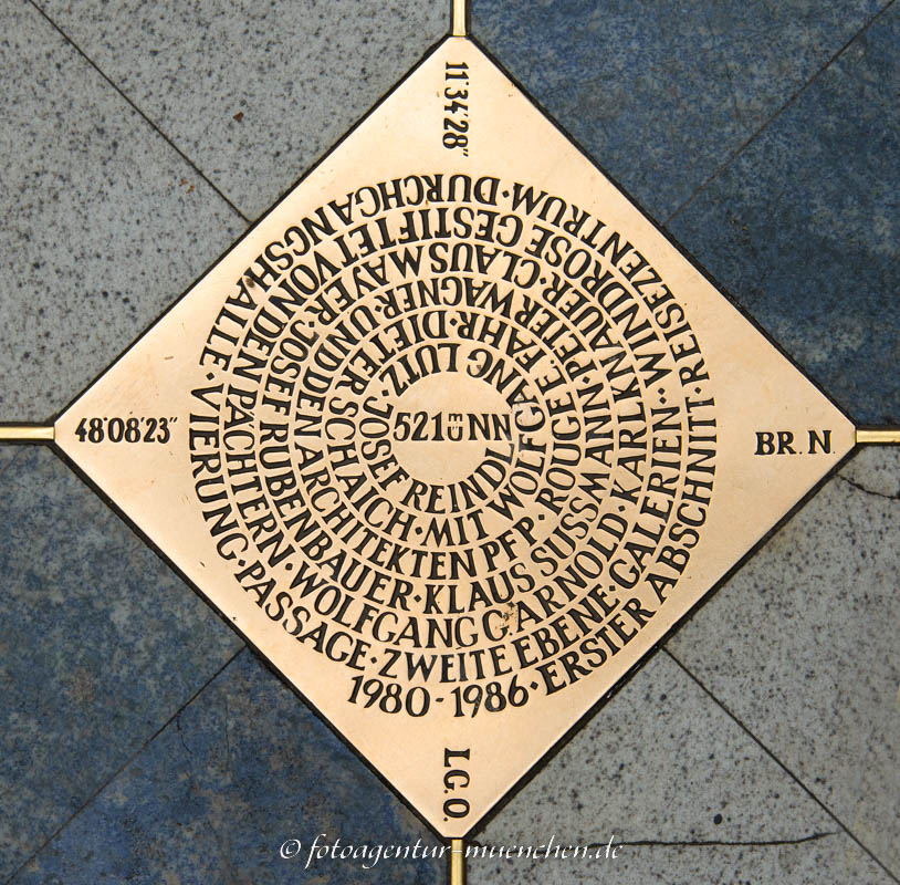 Bodenplatte - Vierung Hauptbahnhof – Denkmal/Kunstwerk in München