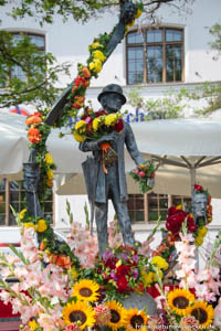 Gerhard Willhalm – Karl-Valentin-Brunnen