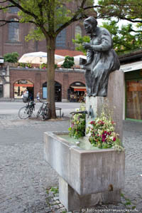 Elise-Aulinger-Brunnen – Foto aus München