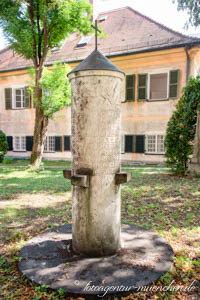 Kriegerdenkmal - Maria Ramersdorf – Foto aus München