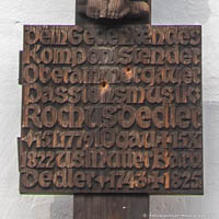 Gedächtniskreuz für Rochus Dedler (Inschrift) – Foto aus München