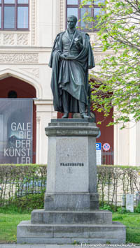 Joseph Fraunhofer - Standbild – Foto aus München