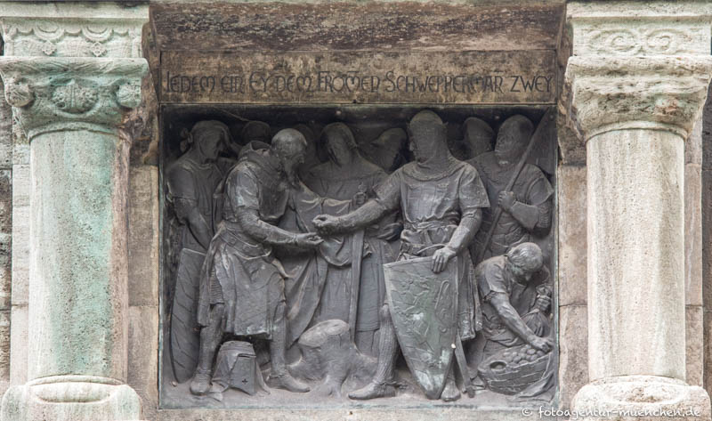 Jedem ein Ey, dem fromen Schweppermann zwey – Denkmal/Kunstwerk in München