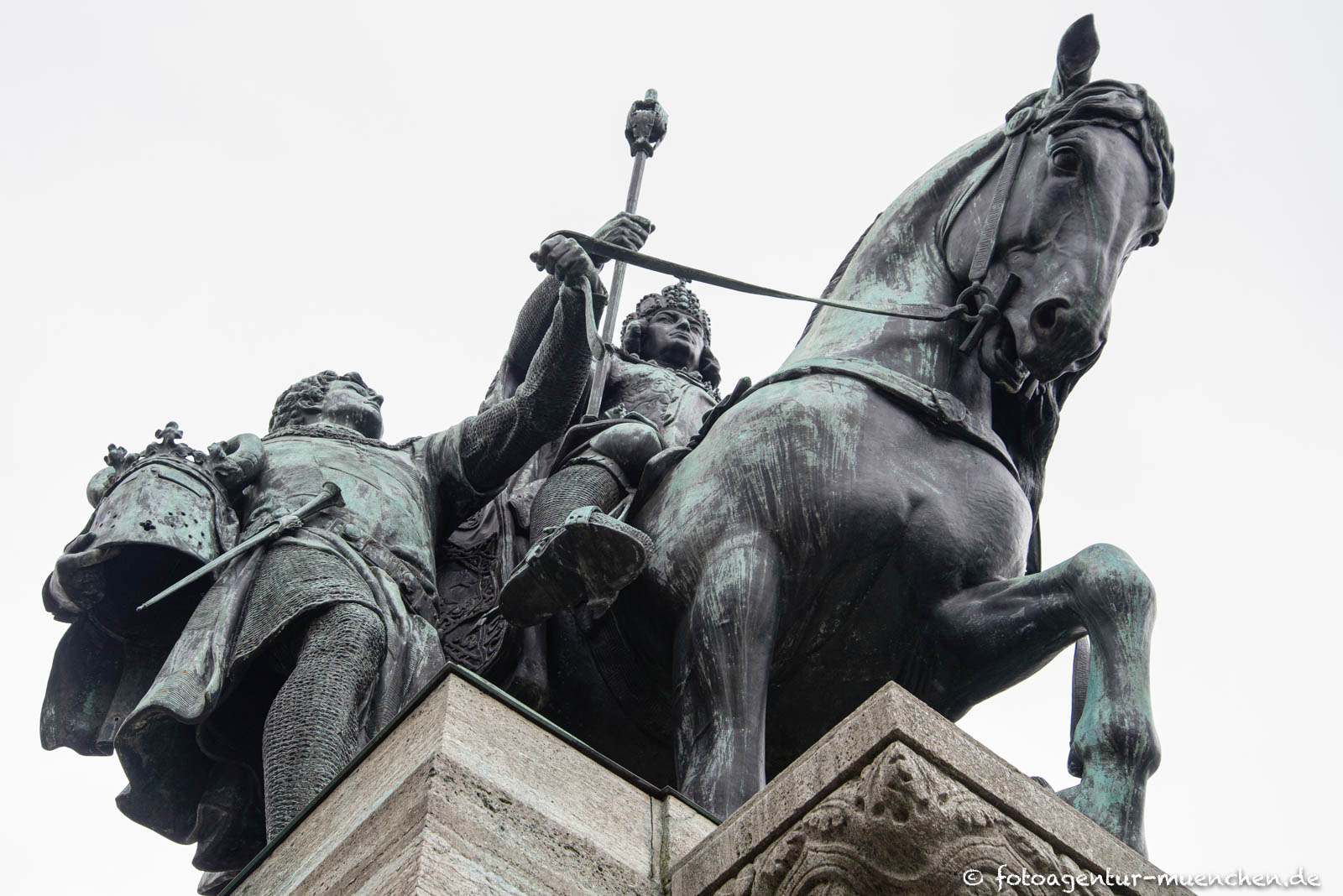 Kaiser-Ludwig-Denkmal