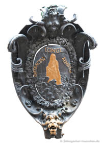 Gerhard Willhalm – Wappenschild - Portallöwe
