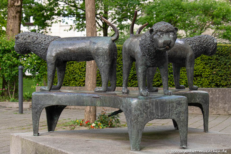 Löwenbrunnen – Denkmal/Kunstwerk in München