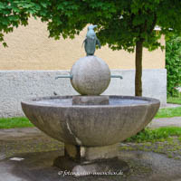 Pinguin-Brunnen – Foto aus München