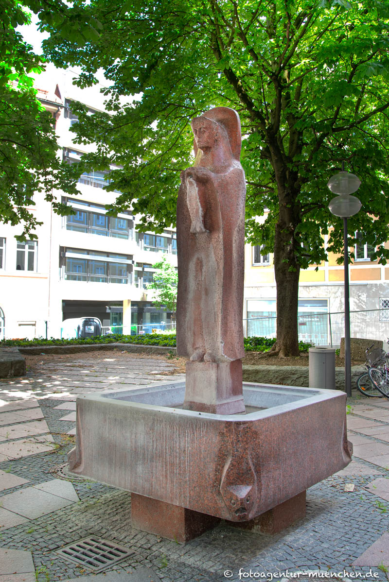St.-Benno-Brunnen – Denkmal/Kunstwerk in München
