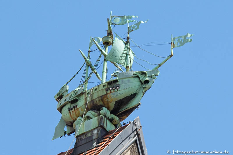 Hanse-Koggen – Denkmal/Kunstwerk in München