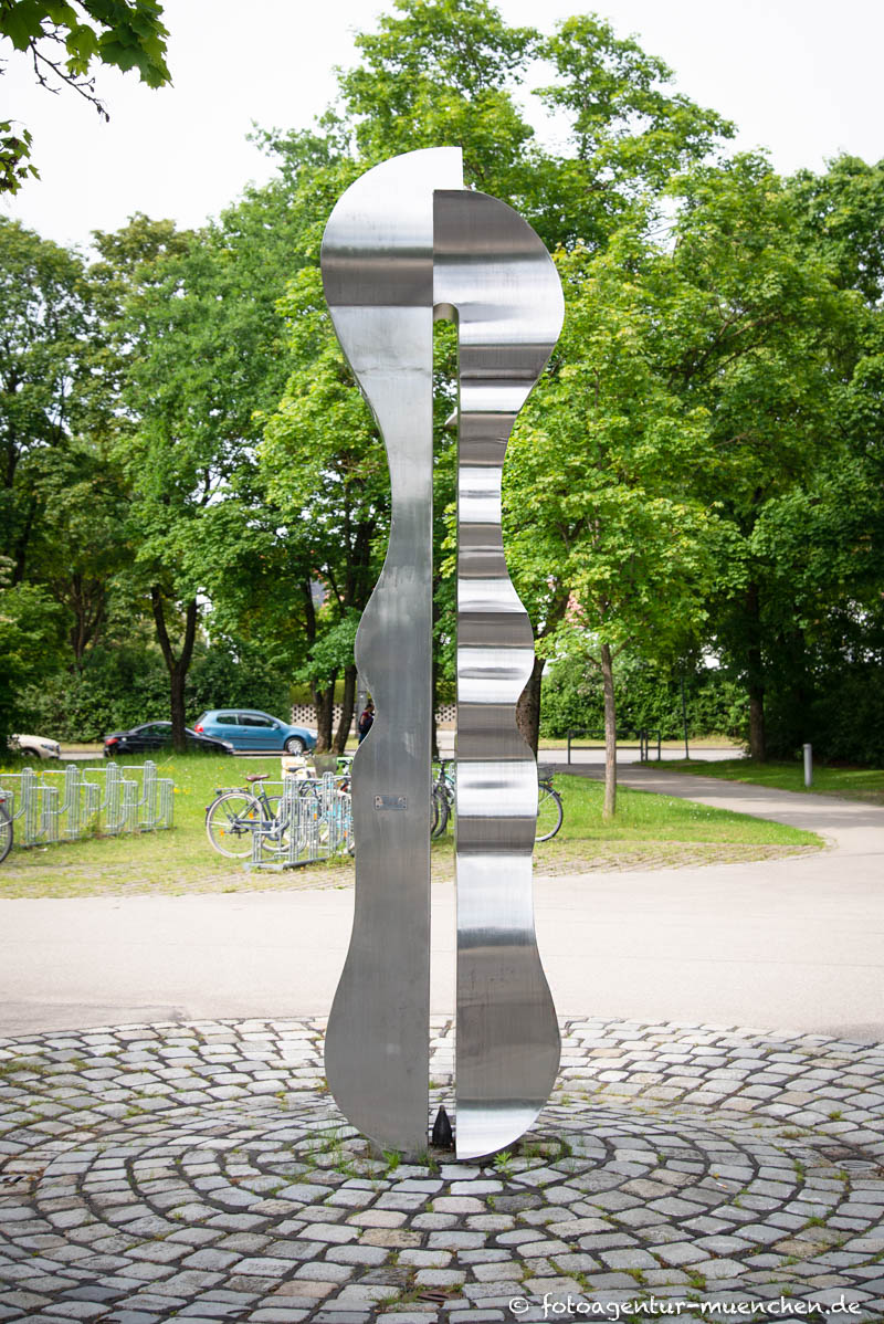 Eisernes Paar – Denkmal/Kunstwerk in München