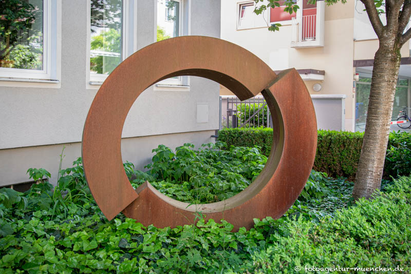 Bewegung – Denkmal/Kunstwerk in München