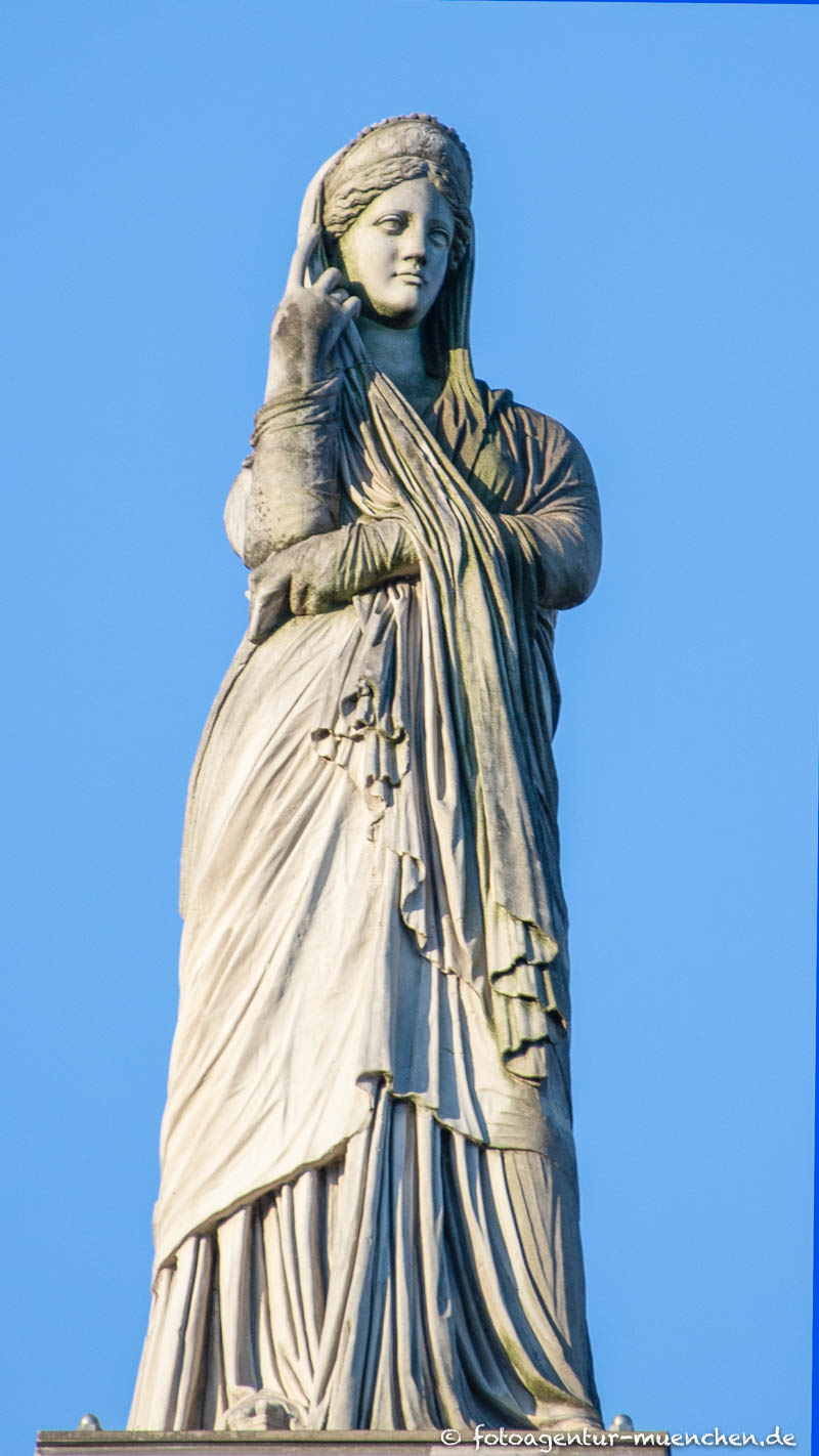 Schamhaftigkeit/Sittsamkeit – Denkmal/Kunstwerk in München