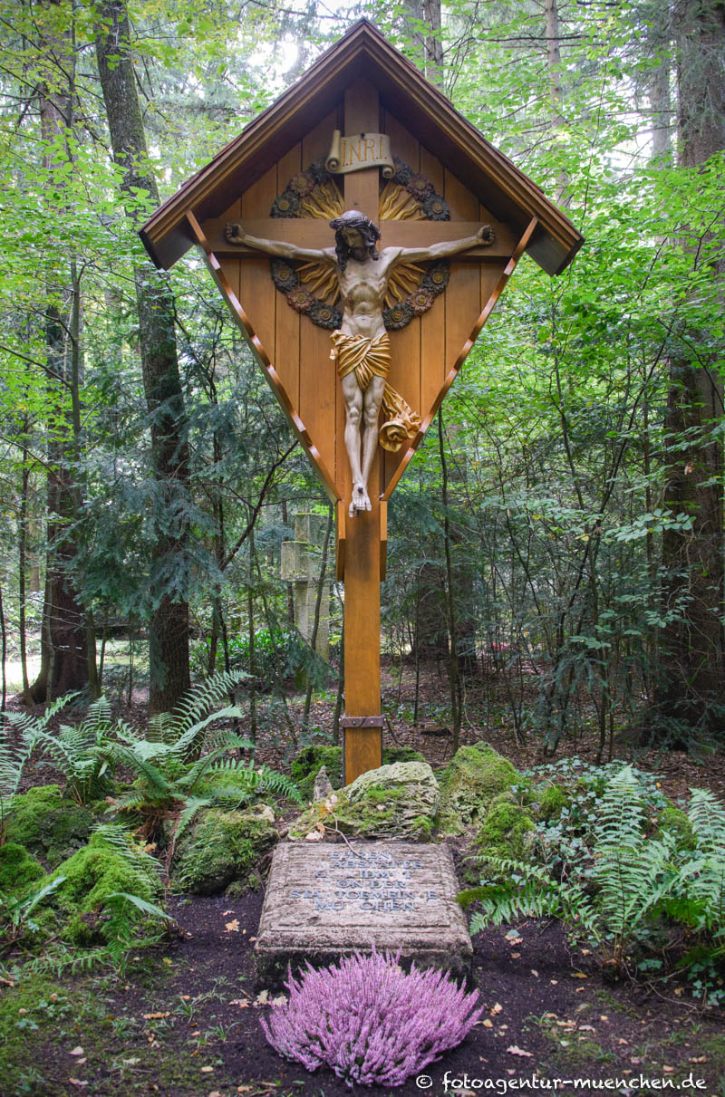 Waldfriedhof - Grab von Wilhelm Borsch