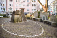  - Brunnen