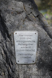 Gedenkstein – Bajuwarische Reihengräber – Foto aus München