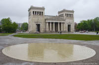 Die Schwarze Liste - Mahnmal zur Bücherverbrennung – Foto aus München