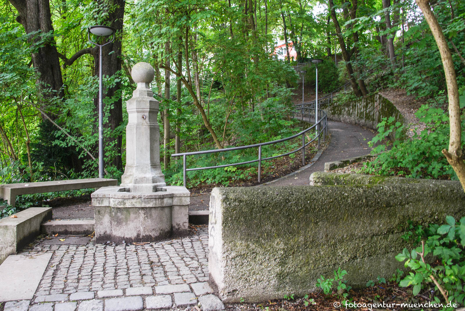 Kugelbrunnen