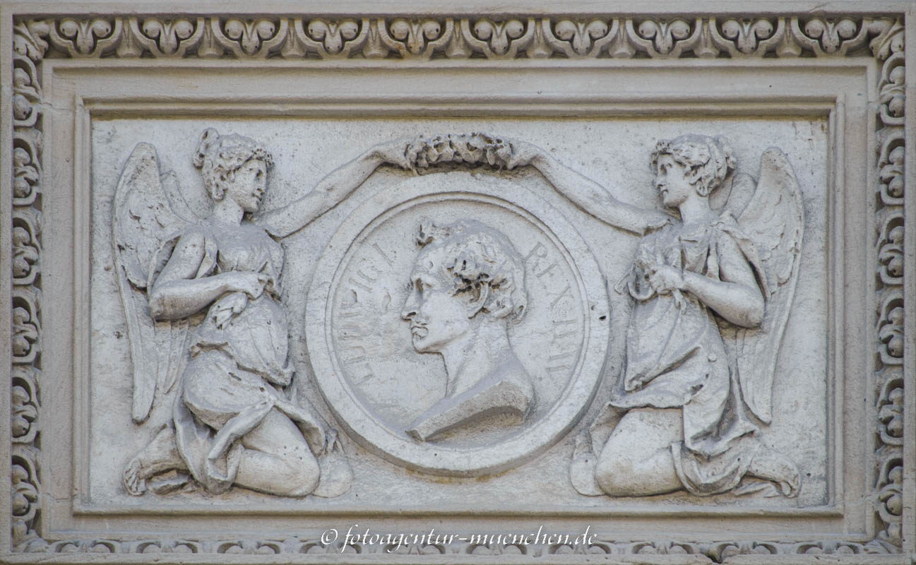 Relief - Ludwig I. König von Bayern – Denkmal/Kunstwerk in München