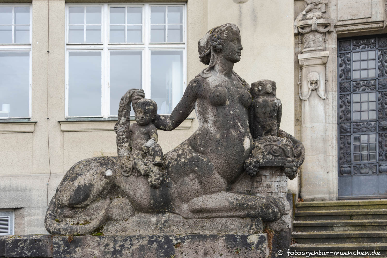 Sphinx -Botanischer Garten (links)