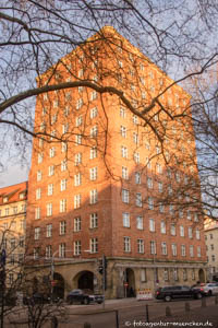 Hochhaus an der Blumenstraße – Foto aus München
