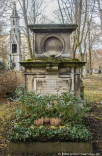 Grab - Joseph von Lindwurm – Foto aus München