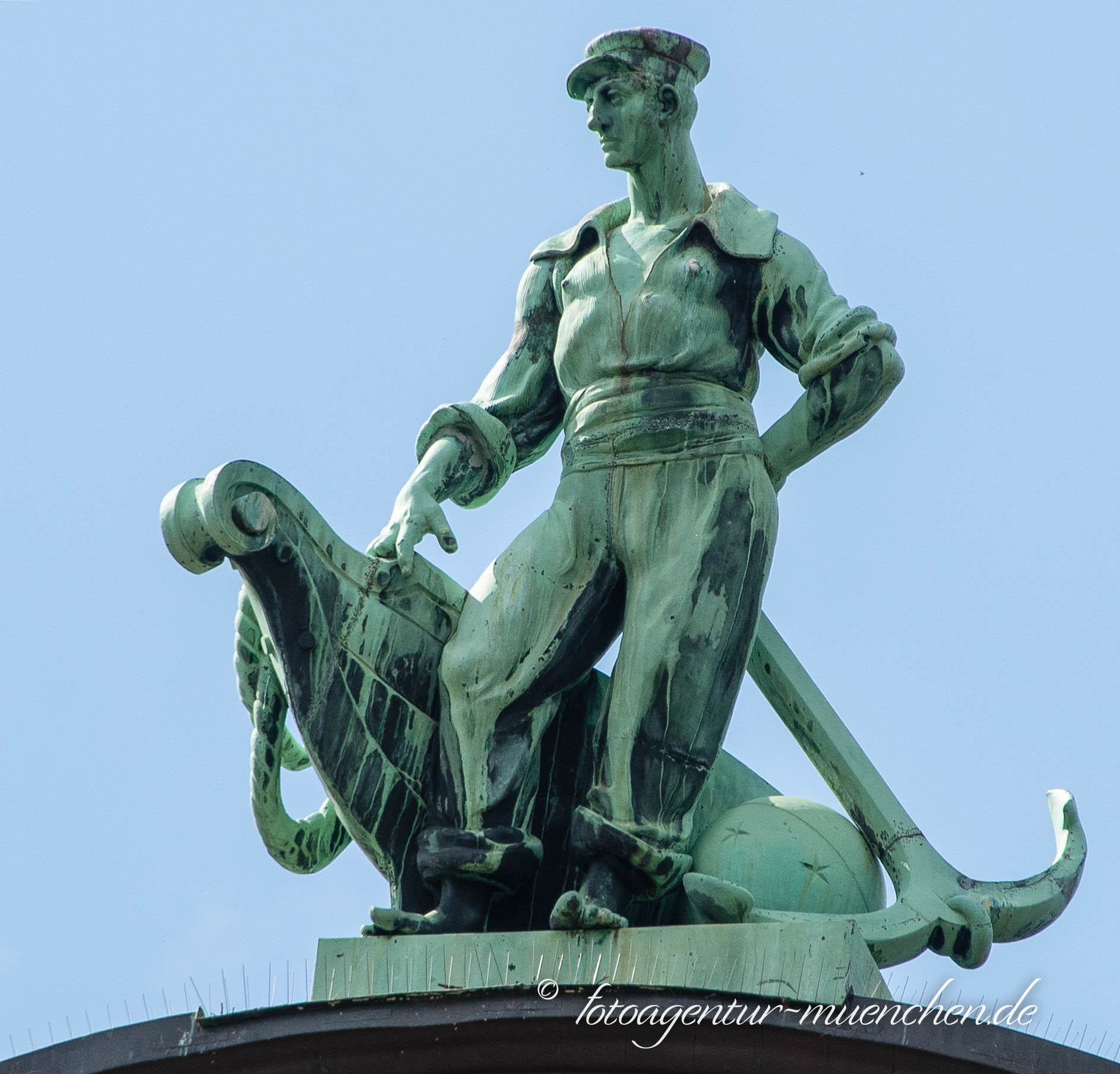 Seemann mit Boot