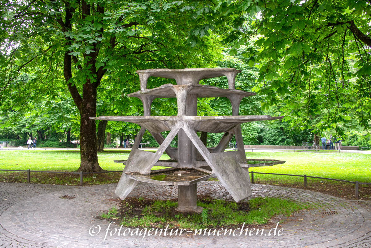 Brunnen (Zirkuswiese) – Denkmal/Kunstwerk in München