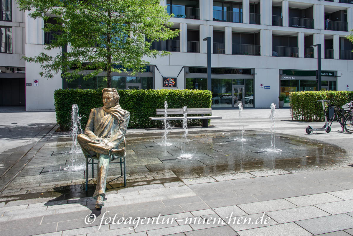 Springbrunnen – Denkmal/Kunstwerk in München