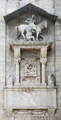 Kriegerdenkmal – Foto aus München