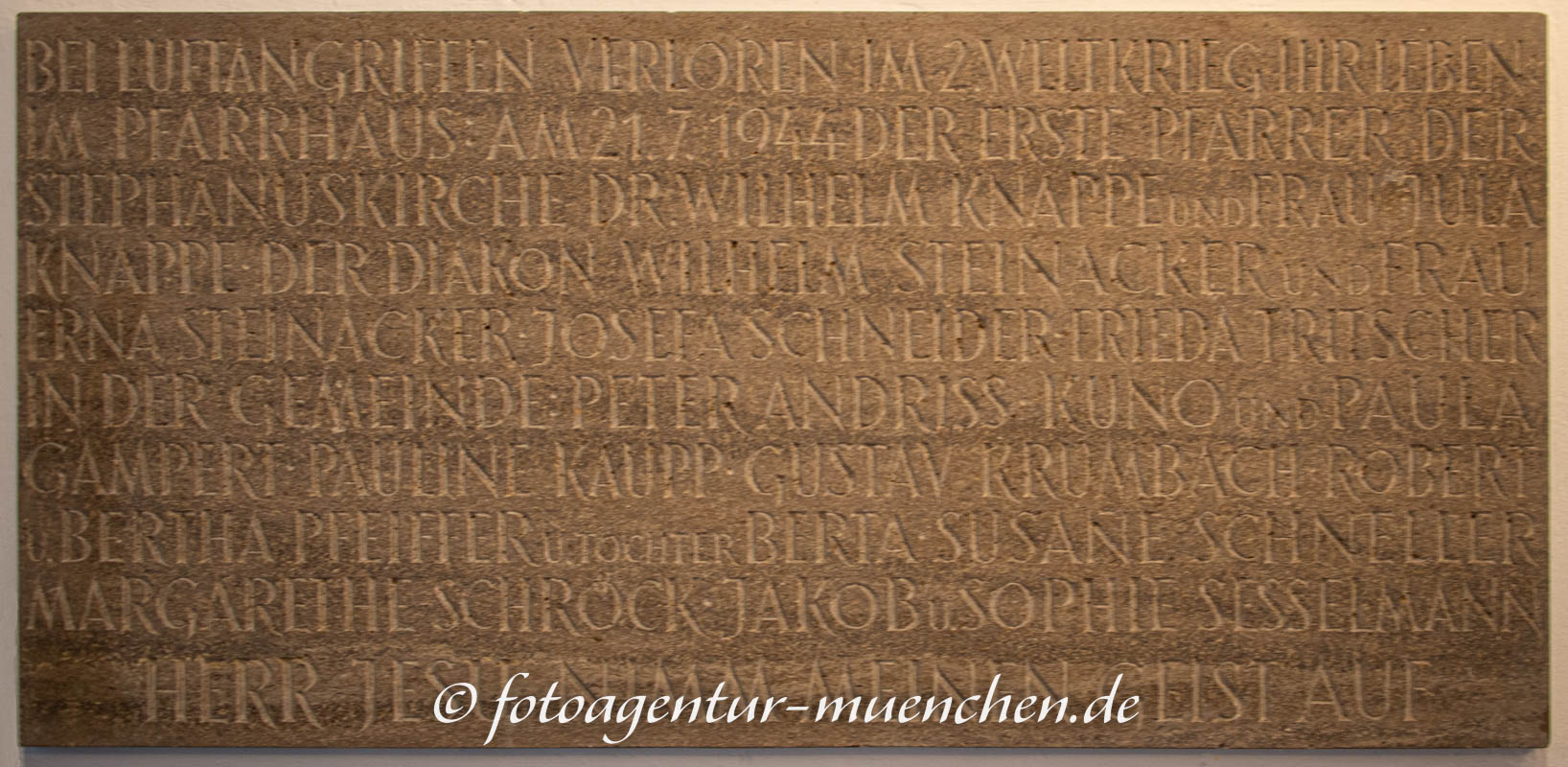 Gedenktafel für Luftkriegsopfer
