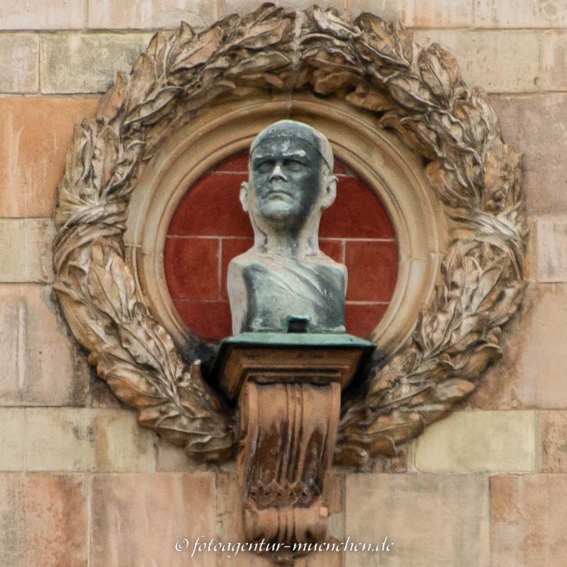Brutus – Denkmal/Kunstwerk in München