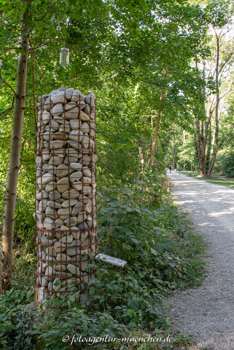 Stundensäule – Denkmal/Kunstwerk in München