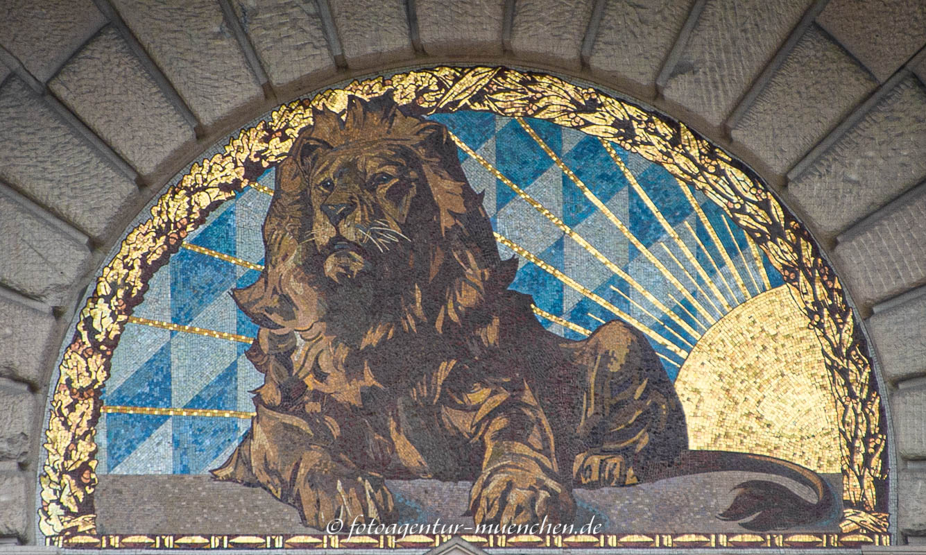 Bayerischer Löwe – Denkmal/Kunstwerk in München