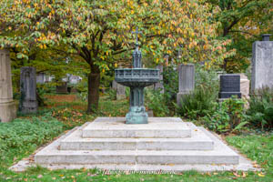 Denkmal für die Oberländer Bauern  – Foto aus München