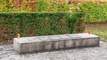 Ehrenhain II – Foto aus München