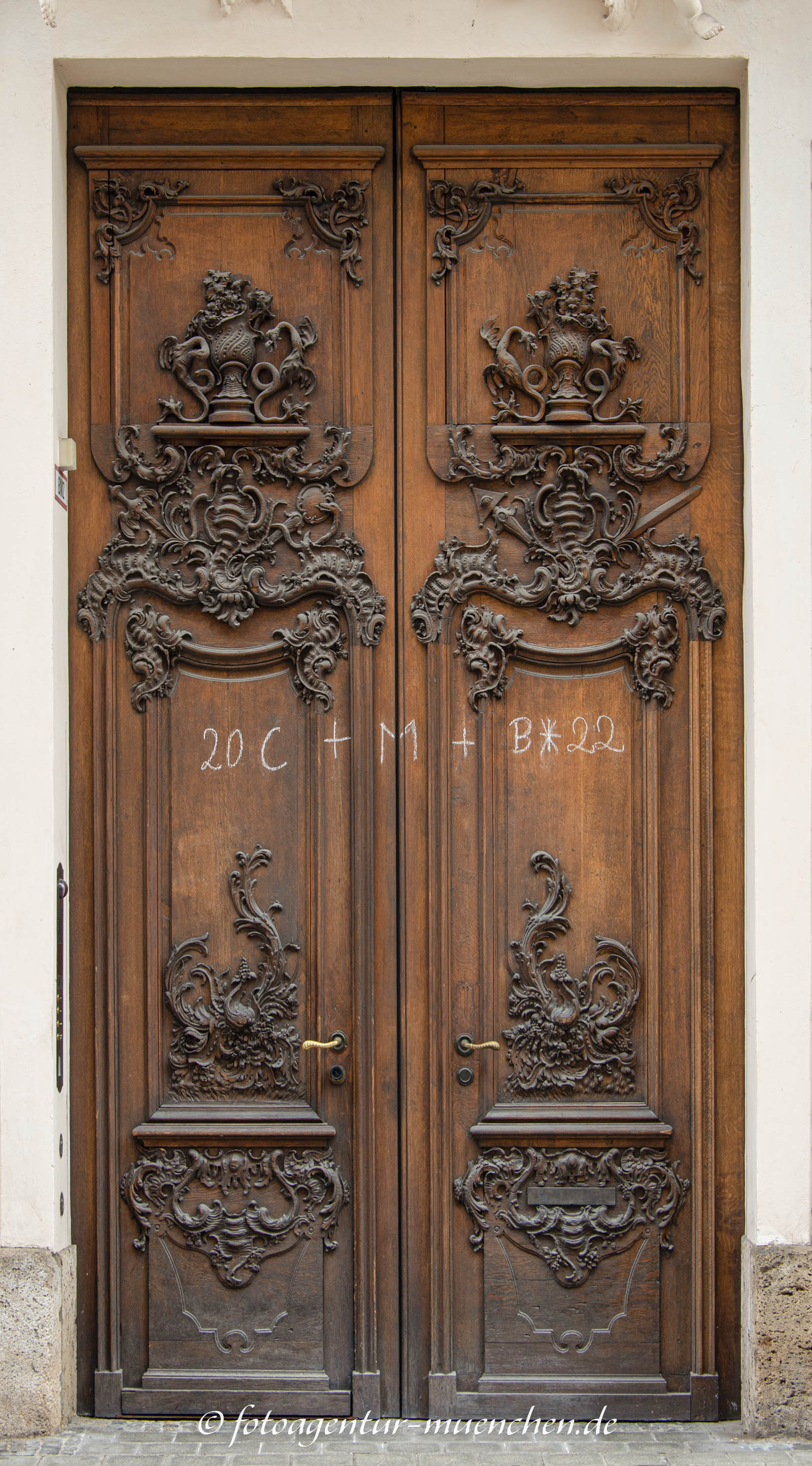 Portal - Palais Holnstein