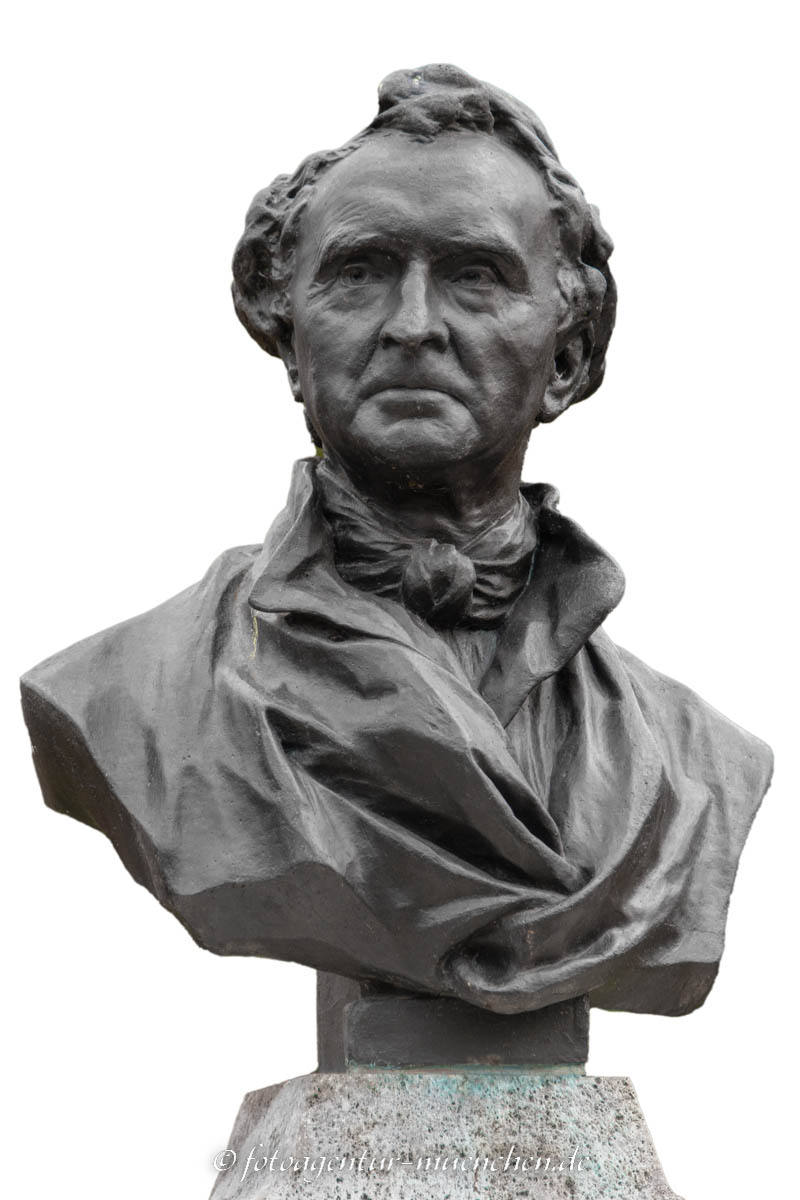 Justus von Liebig – Denkmal/Kunstwerk in München