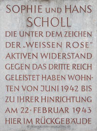 Gedenktafel- Sophie und Hans Scholl – Foto aus München